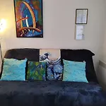 Apartman Front De Pour Ce T2 Dans Avec Piscine Collective -4tro94
